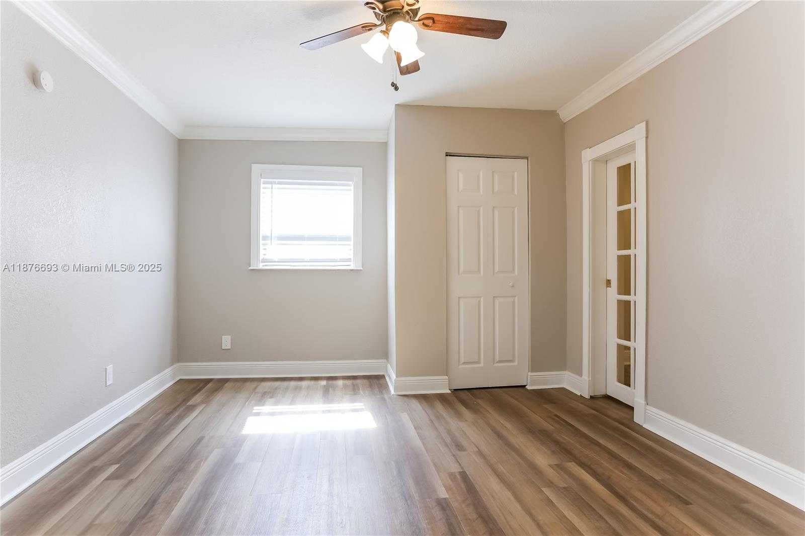 Small Image of 4824 SARATOGA RD, West Palm Beach Number 10
