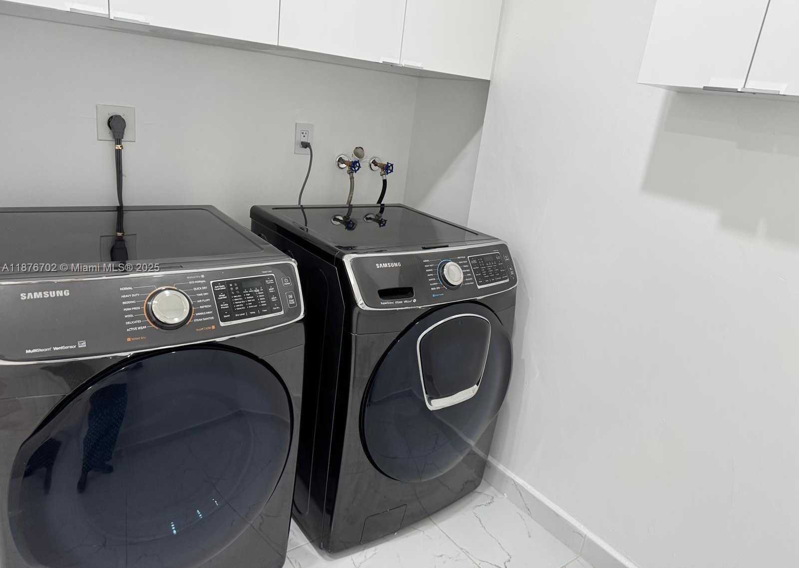 Small Image of 14223 SOUTH WEST 92ND ST, Miami Number 13