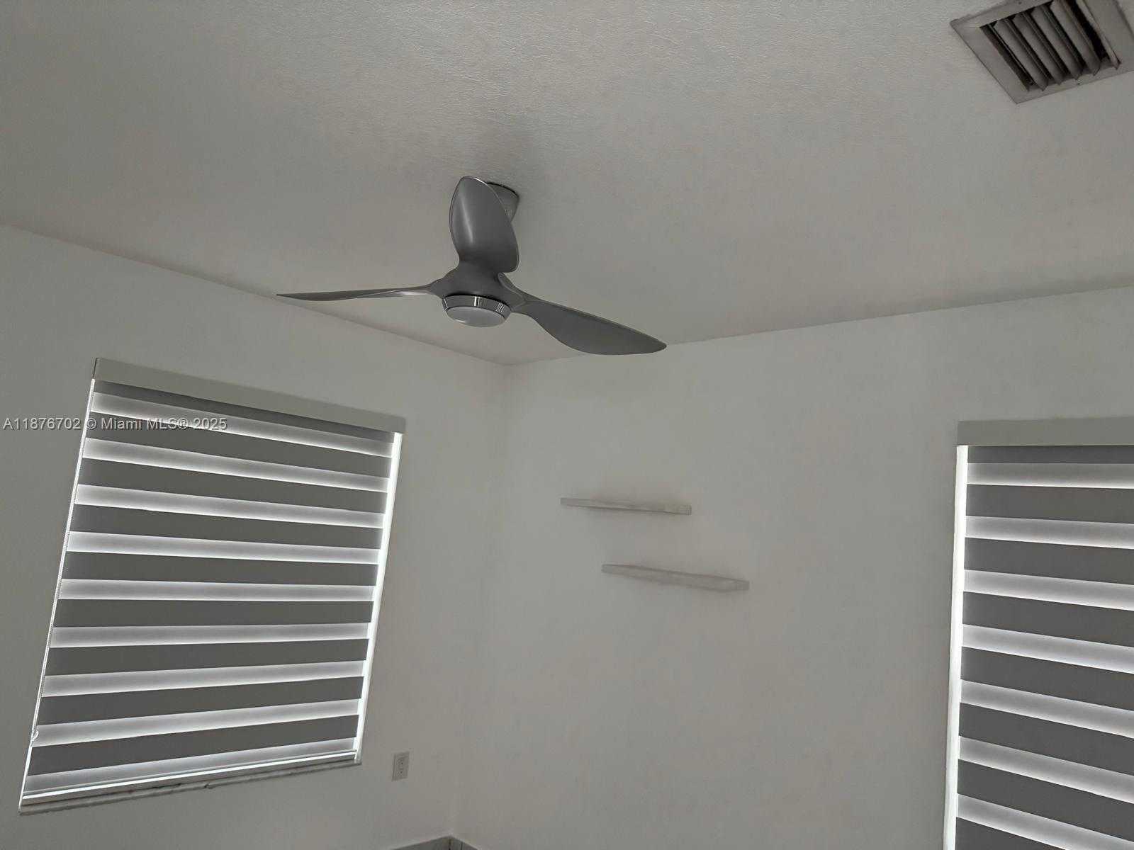 Small Image of 14223 SOUTH WEST 92ND ST, Miami Number 18