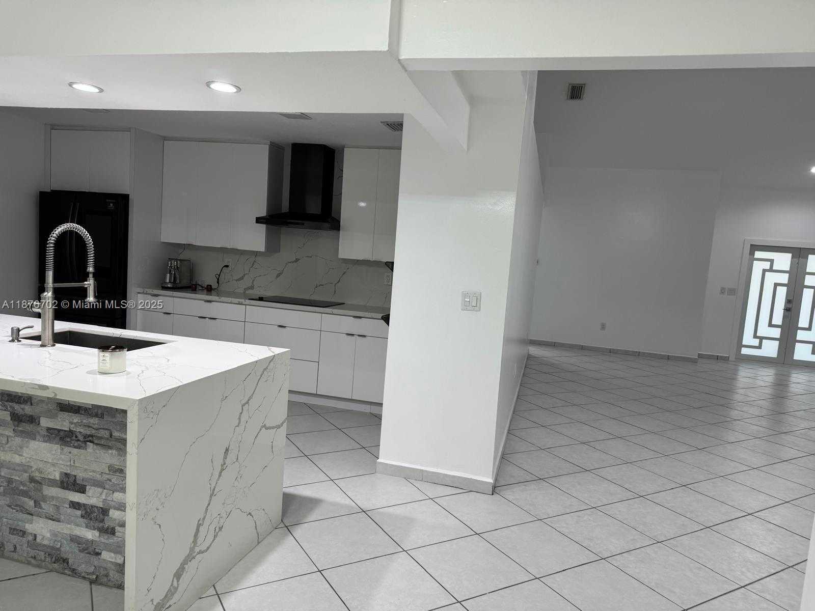 Small Image of 14223 SOUTH WEST 92ND ST, Miami Number 8