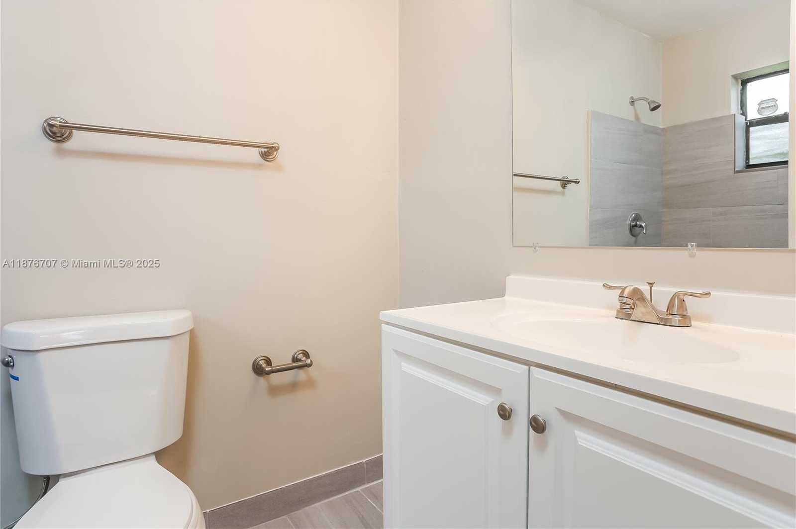Small Image of 5011 NORTH WEST 17TH ST, Lauderhill Number 10