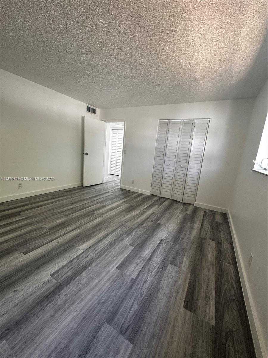 Small Image of 2515 POLK ST #10, Hollywood Number 13