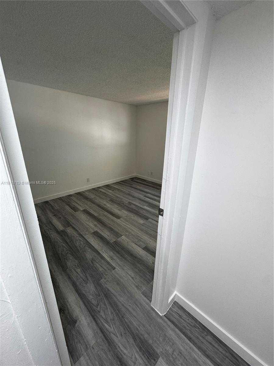 Small Image of 2515 POLK ST #10, Hollywood Number 9