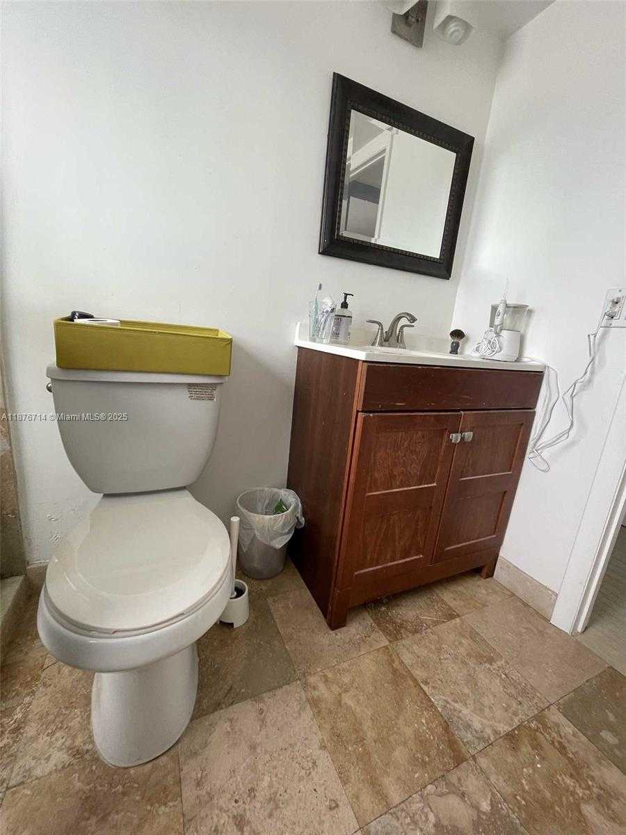 Small Image of 1881 WASHINGTON AVE #15C, Miami Beach Number 10