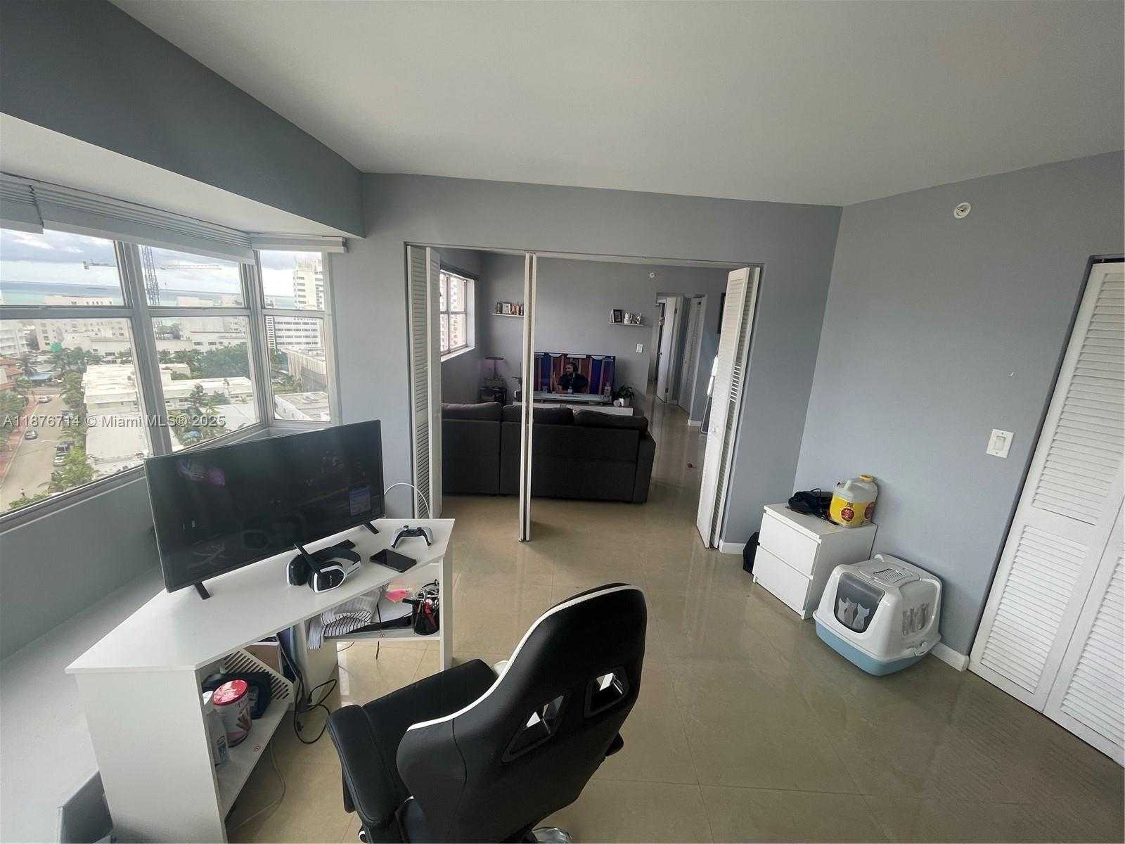 Small Image of 1881 WASHINGTON AVE #15C, Miami Beach Number 12
