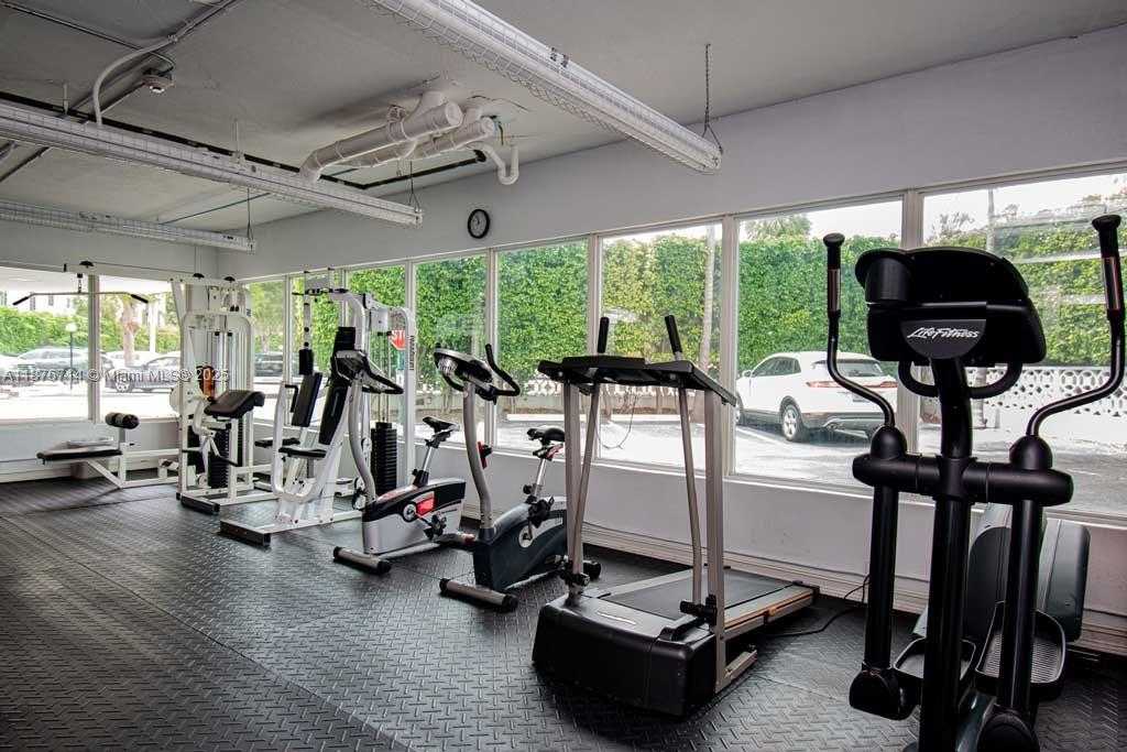 Small Image of 1881 WASHINGTON AVE #15C, Miami Beach Number 19