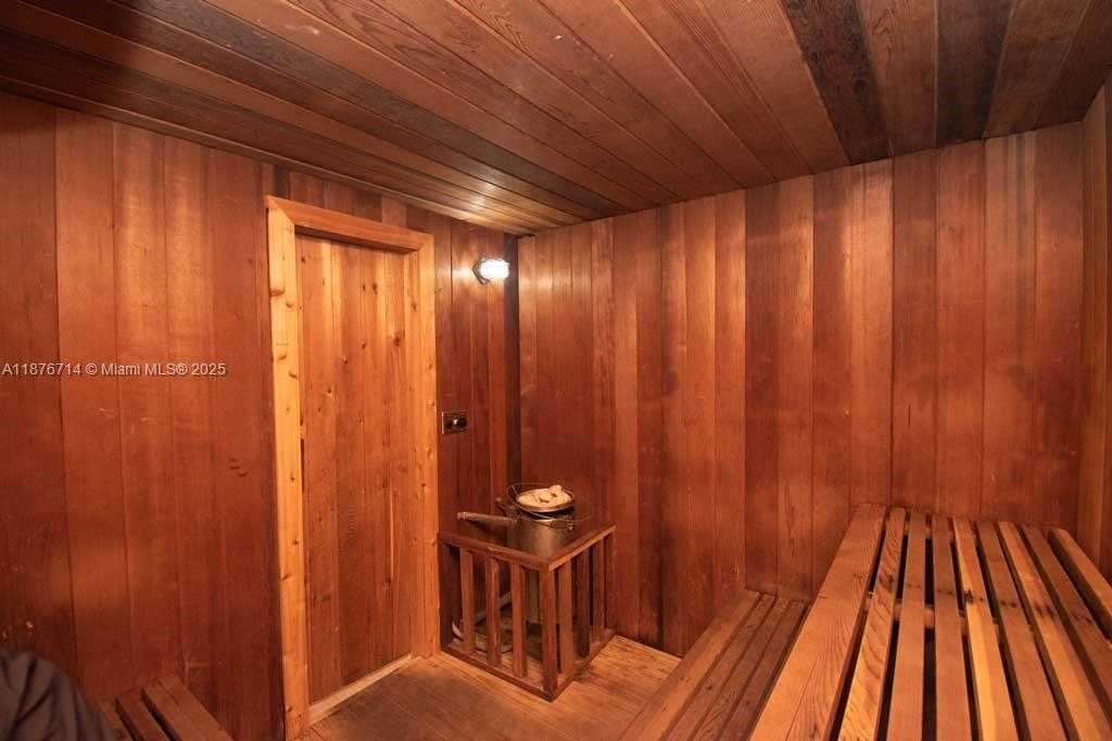 Small Image of 1881 WASHINGTON AVE #15C, Miami Beach Number 22
