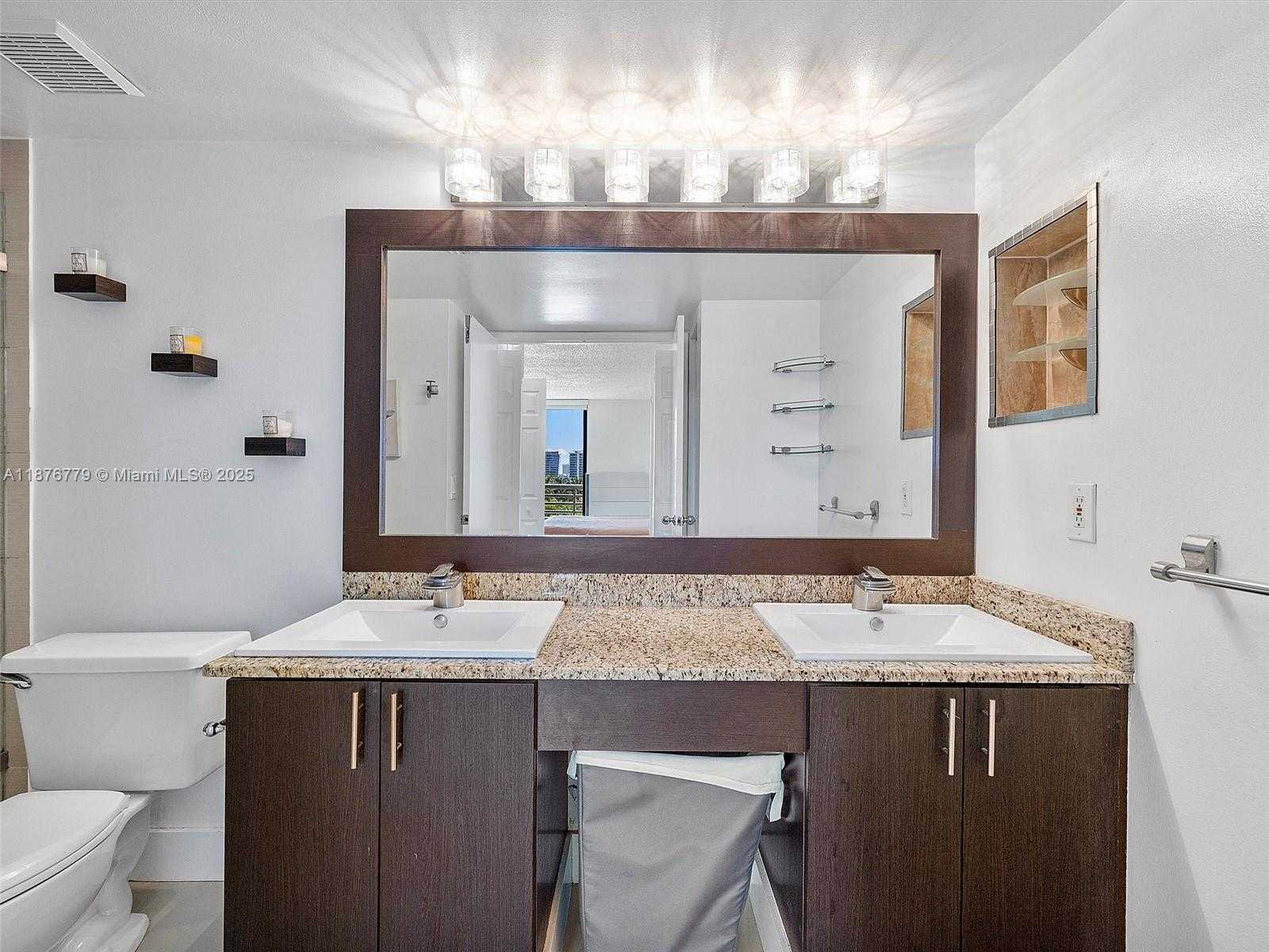 Small Image of 3300 NORTH EAST 191ST ST #717, Aventura Number 17