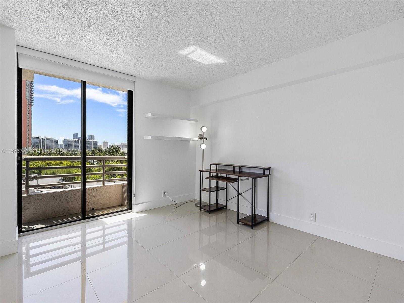 Small Image of 3300 NORTH EAST 191ST ST #717, Aventura Number 21