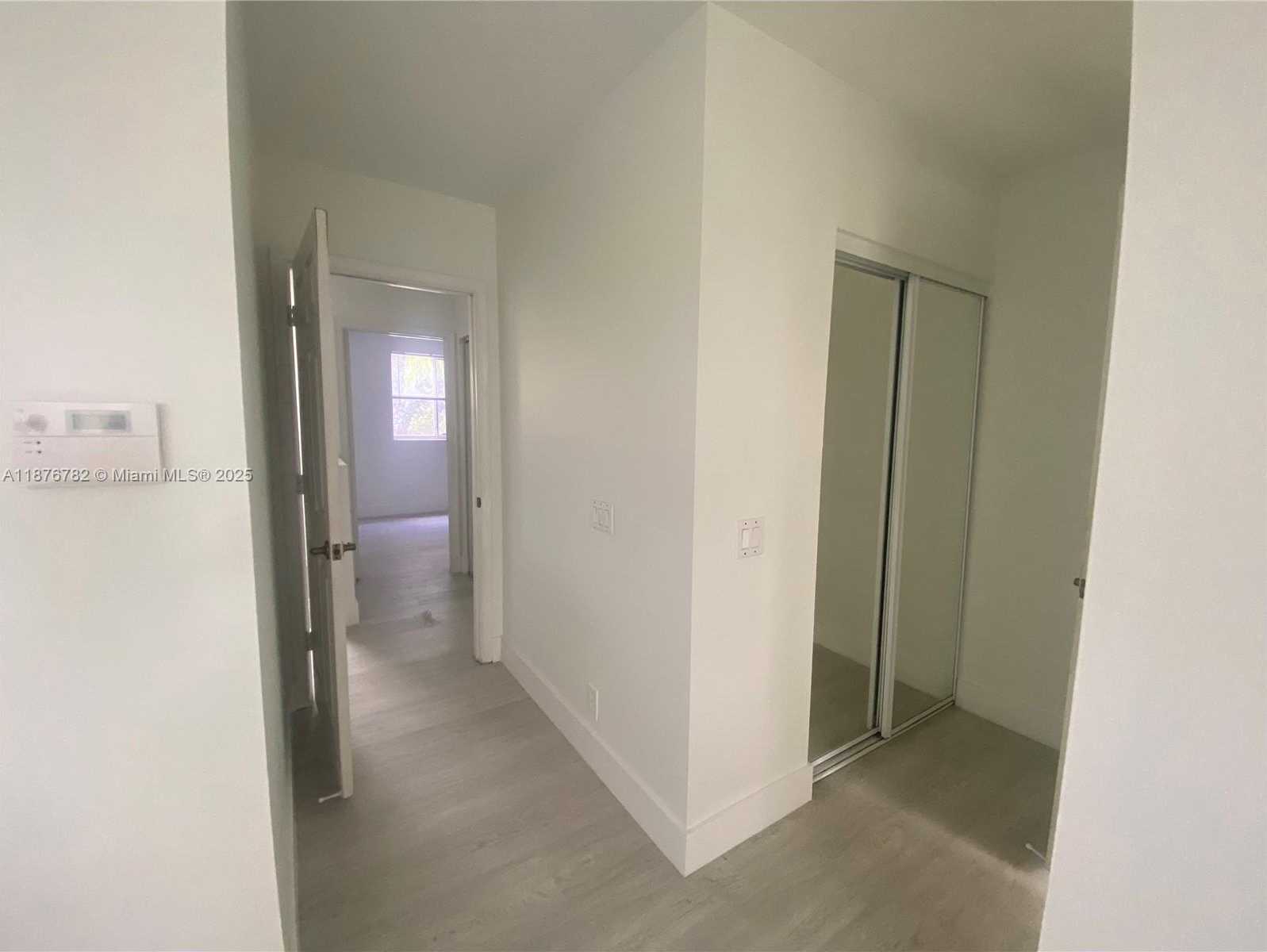 Small Image of 241 EAST BAYRIDGE DR, Weston Number 18