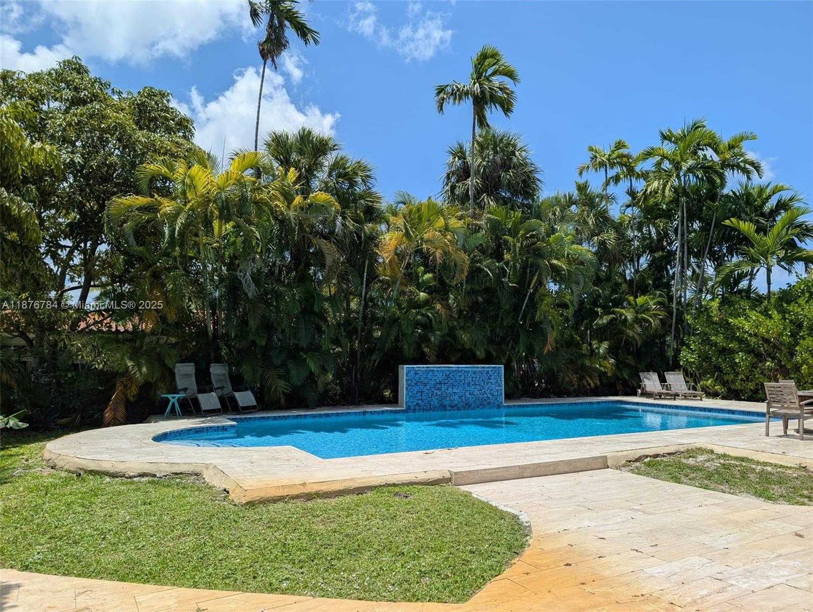 Small Image of 10643 NORTH EAST 10TH PL, Miami Shores Number 26