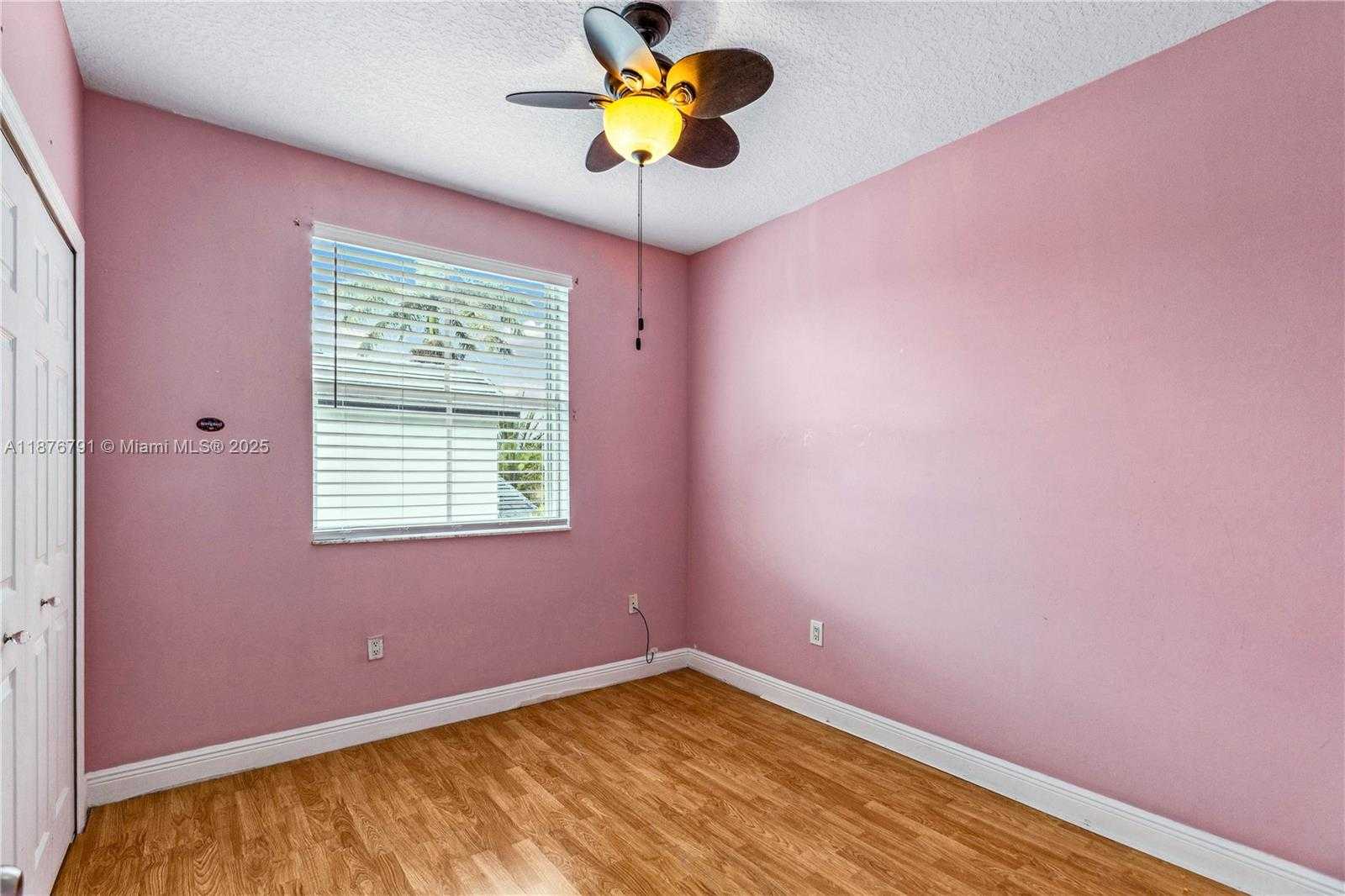 Small Image of 20235 SOUTH WEST 129TH AVE #20235, Miami Number 17