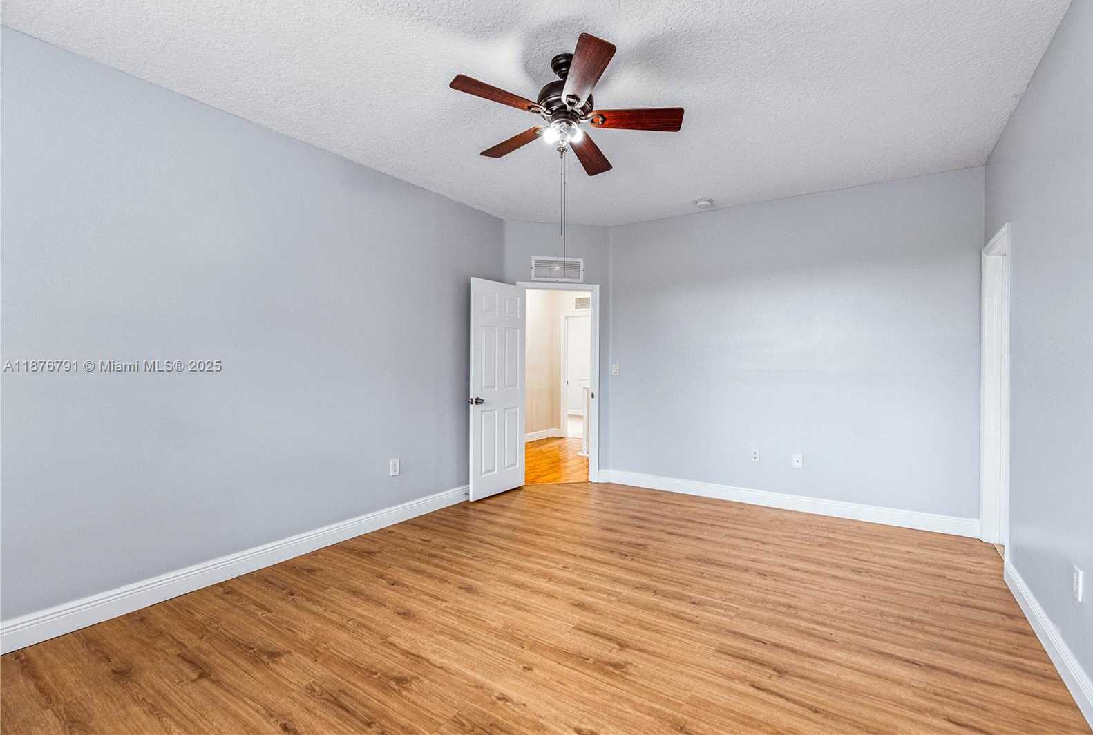Small Image of 20235 SOUTH WEST 129TH AVE #20235, Miami Number 21