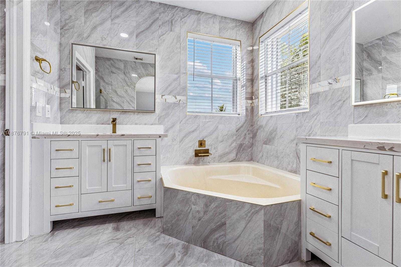 Small Image of 20235 SOUTH WEST 129TH AVE #20235, Miami Number 22