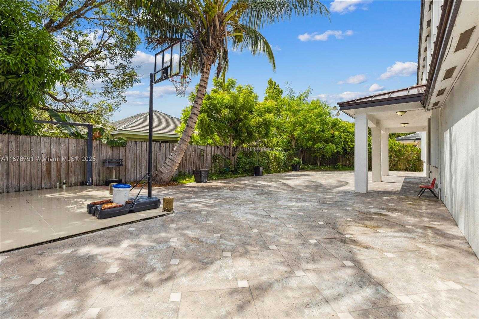 Small Image of 20235 SOUTH WEST 129TH AVE #20235, Miami Number 32