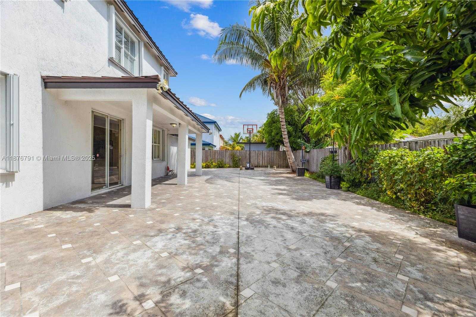 Small Image of 20235 SOUTH WEST 129TH AVE #20235, Miami Number 33