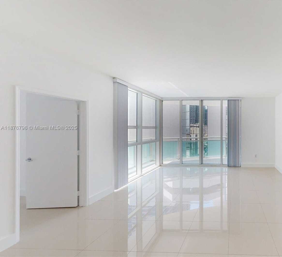 Small Image of 951 BRICKELL AVE #810, Miami Number 13