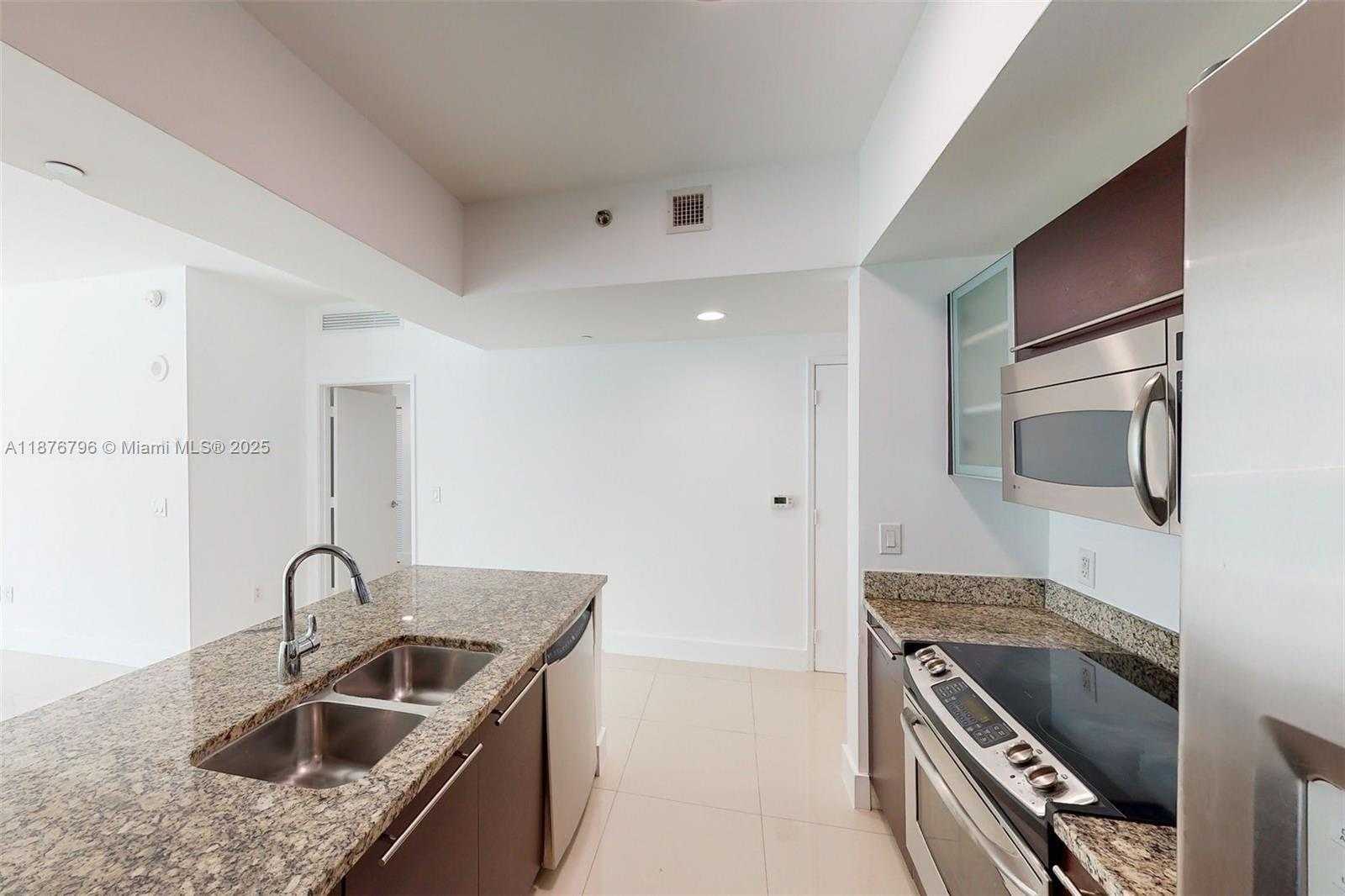 Small Image of 951 BRICKELL AVE #810, Miami Number 5