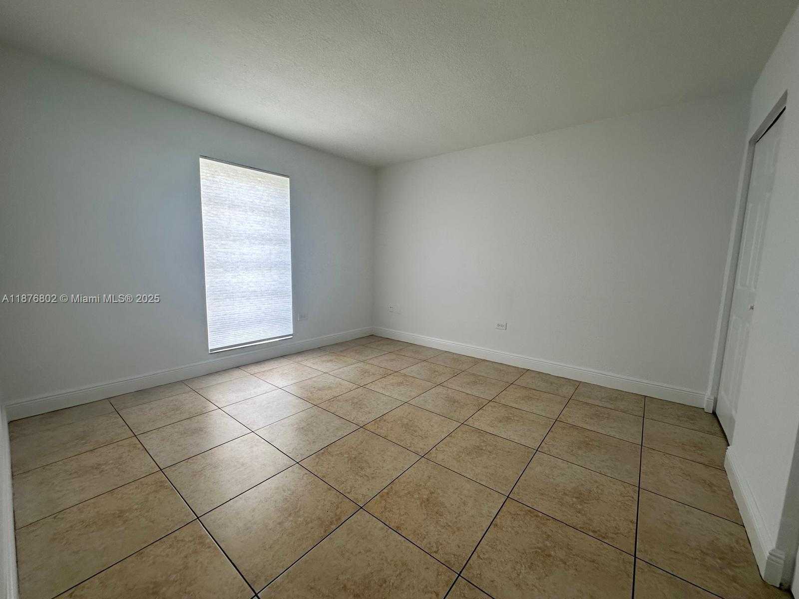 Small Image of 7215 SOUTH WEST 94TH PL #H1, Miami Number 11