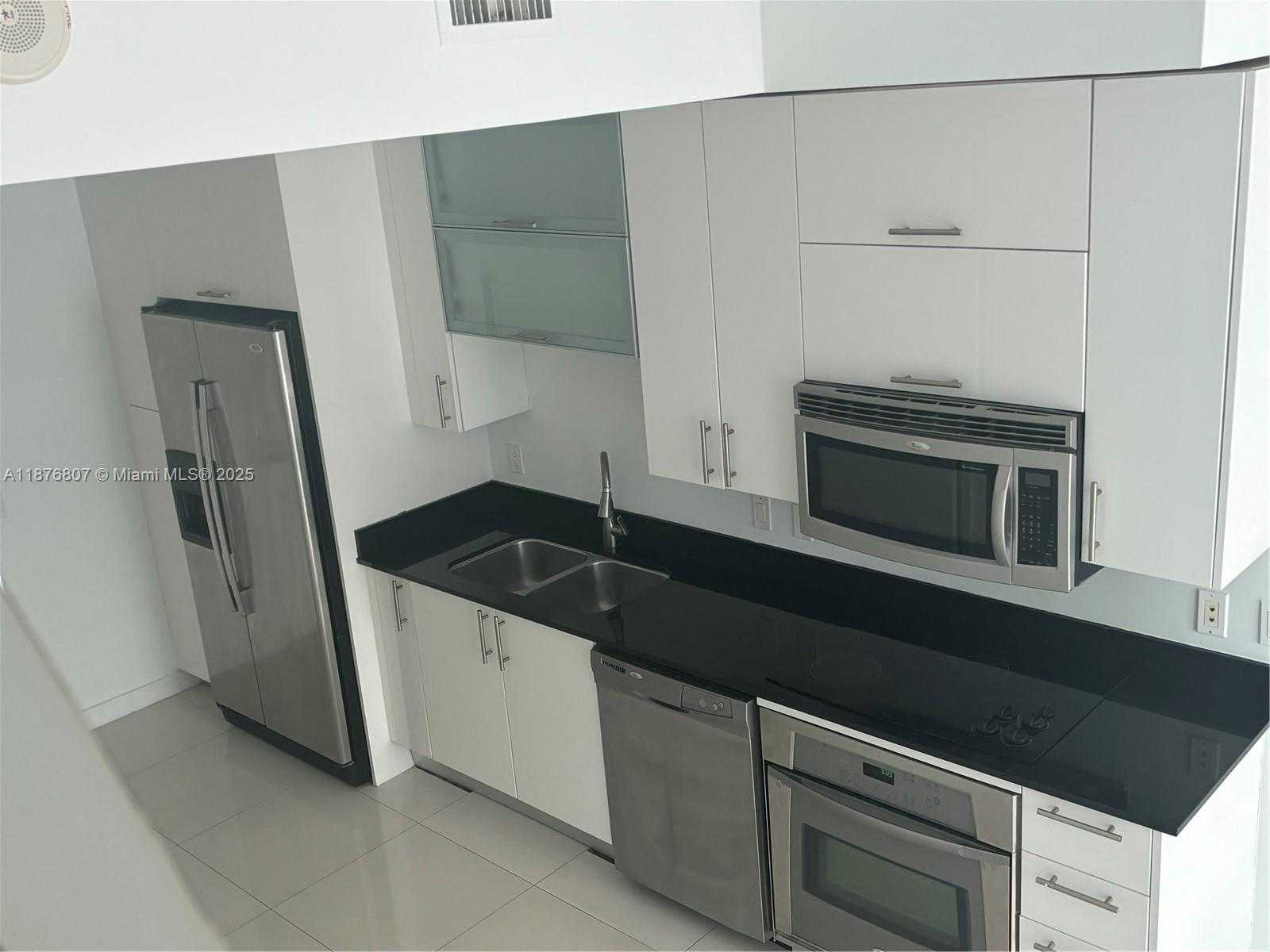 Small Image of 60 SOUTH WEST 13TH ST #4010, Miami Number 3