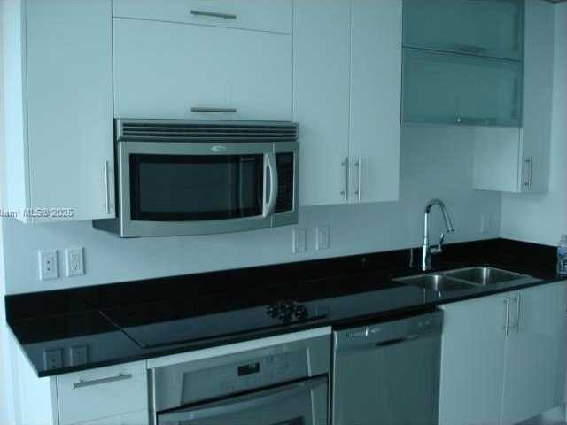 Small Image of 60 SOUTH WEST 13TH ST #4010, Miami Number 4