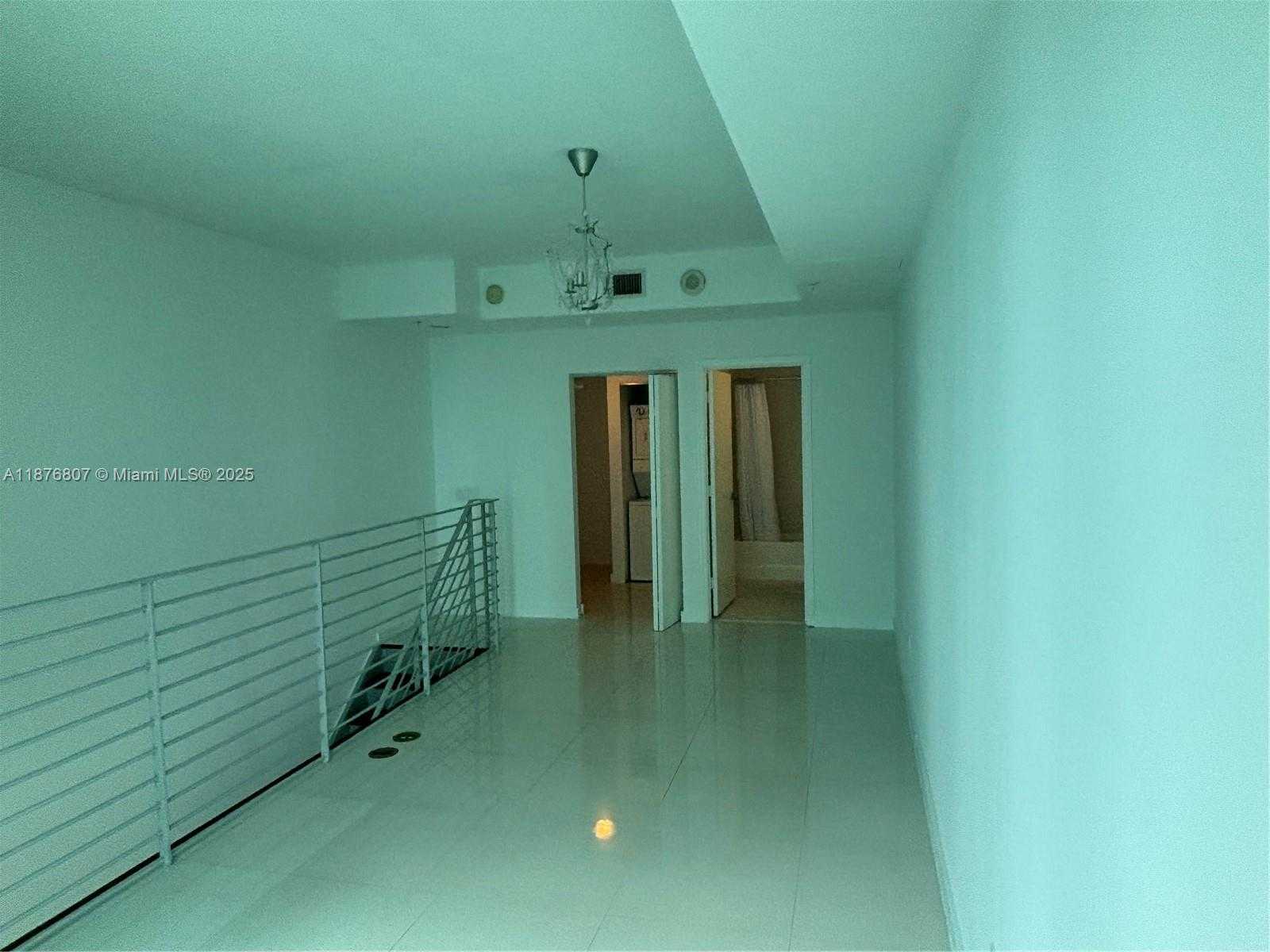 Small Image of 60 SOUTH WEST 13TH ST #4010, Miami Number 8