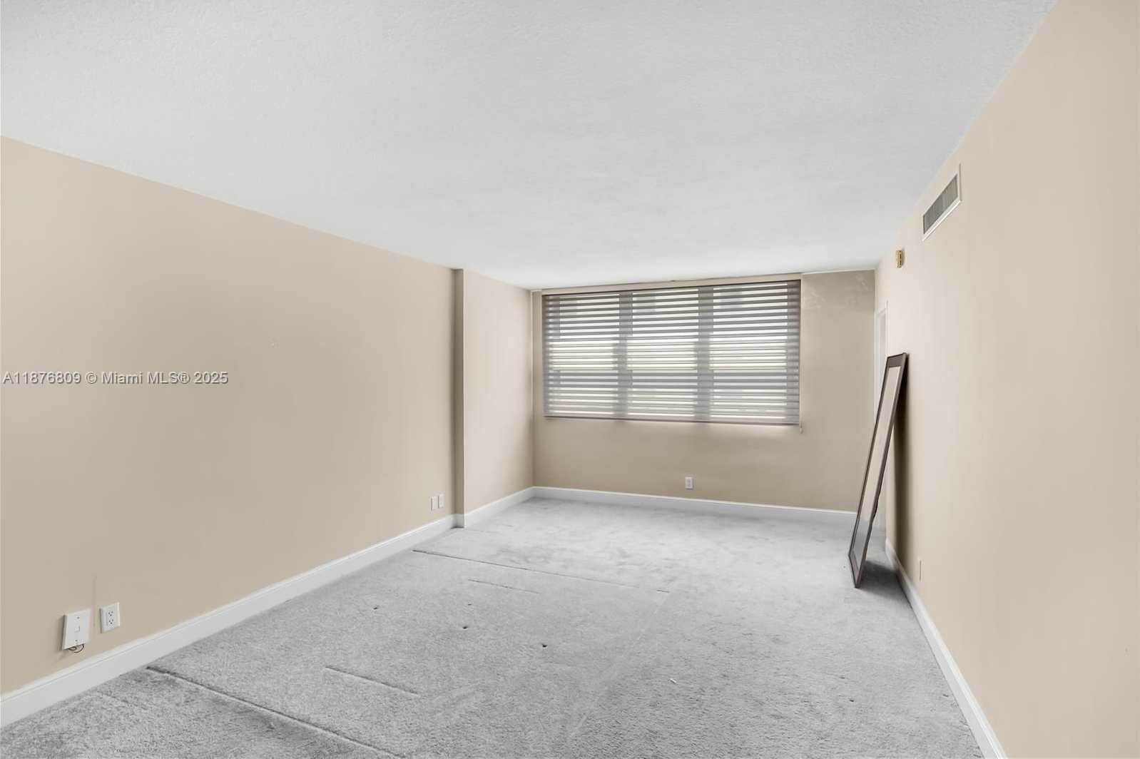 Small Image of 9225 COLLINS AVE #612, Surfside Number 11