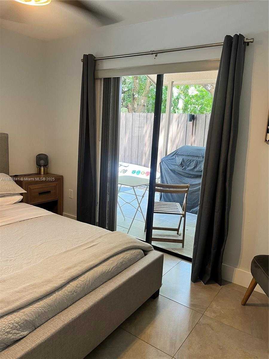Small Image of North Miami Beach Number 6