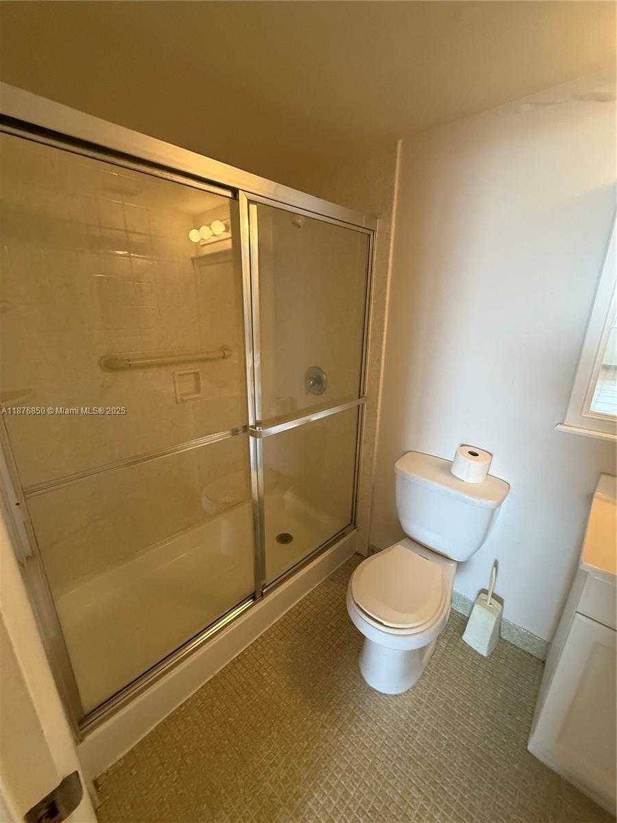 Small Image of 2025 NORTH EAST 164TH ST #806, North Miami Beach Number 7
