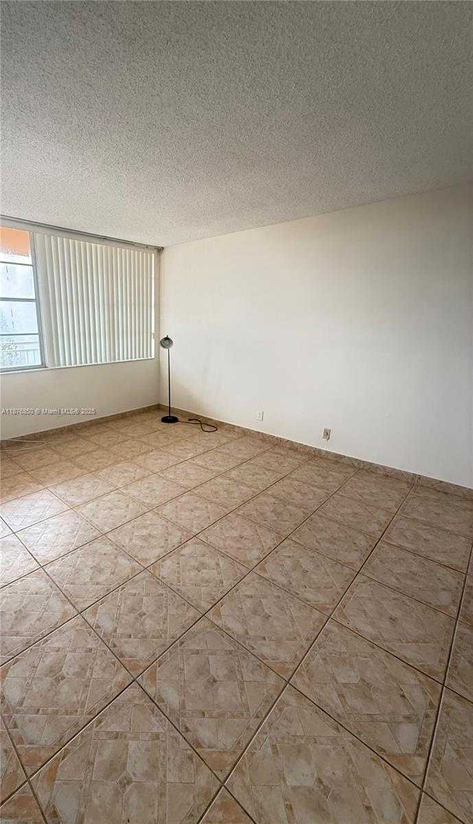 Small Image of 2025 NORTH EAST 164TH ST #806, North Miami Beach Number 8