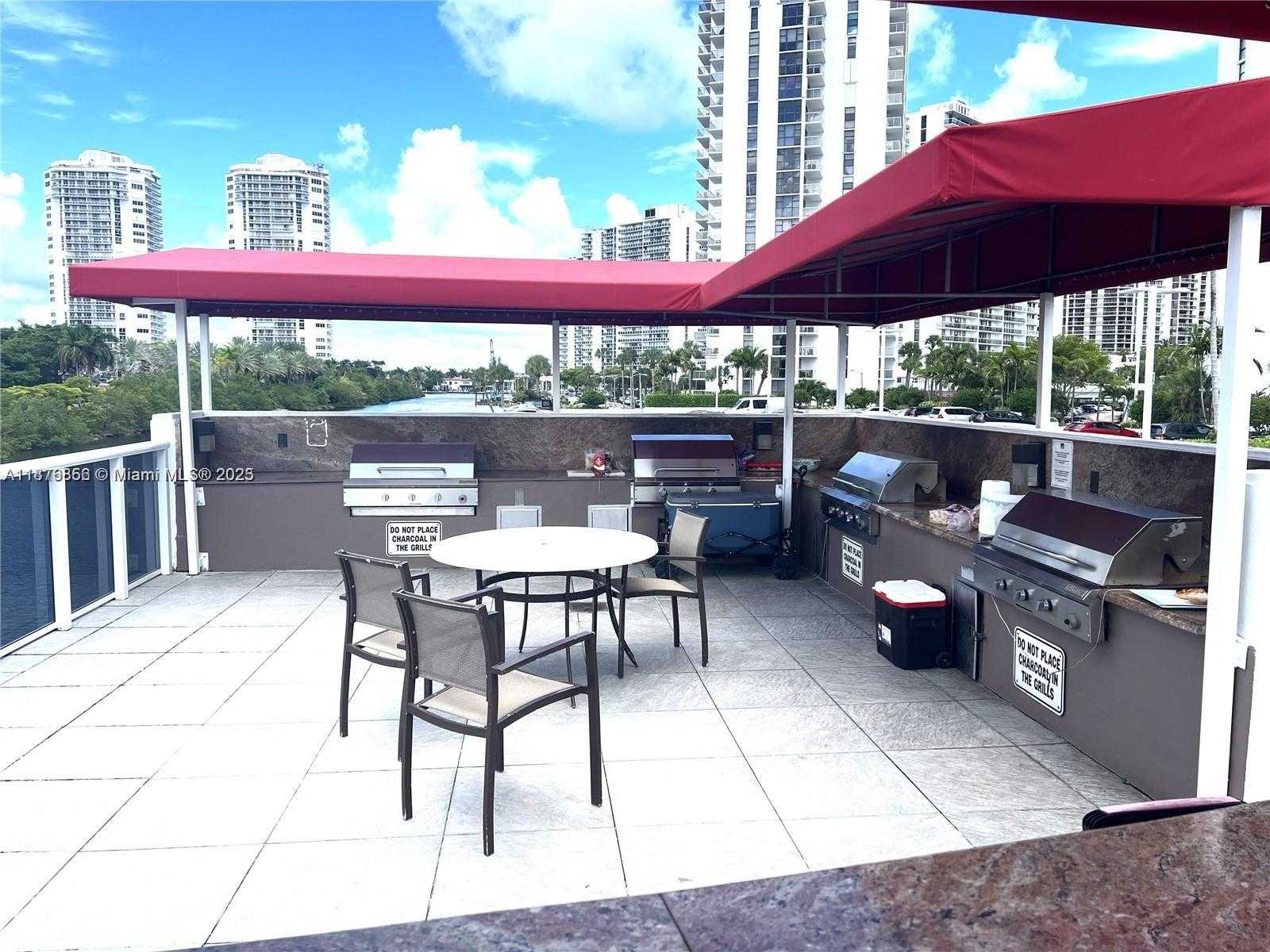 Small Image of 3675 NORTH COUNTRY CLUB DR #507, Aventura Number 15