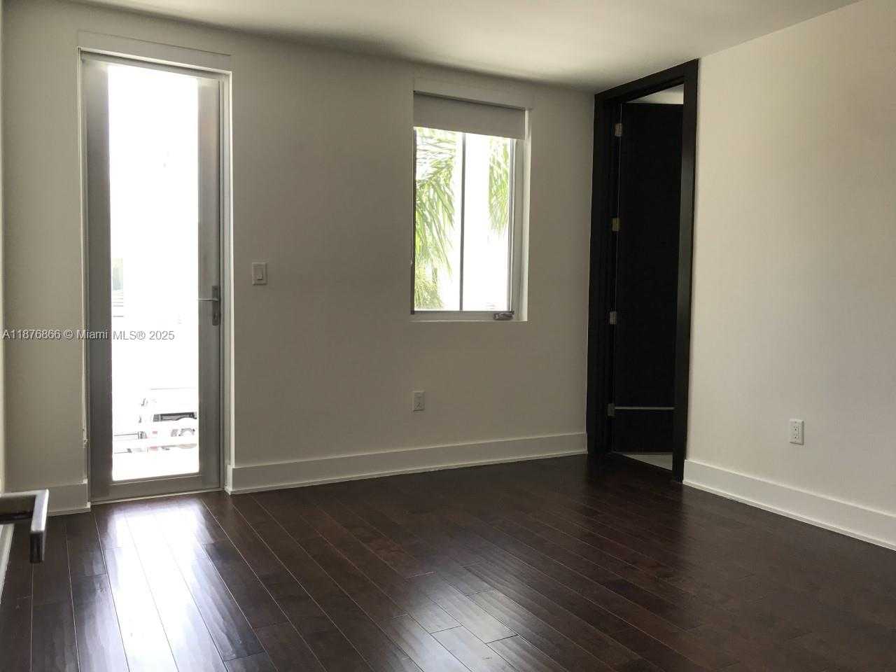 Small Image of 8225 NORTH WEST 34TH ST, Doral Number 10