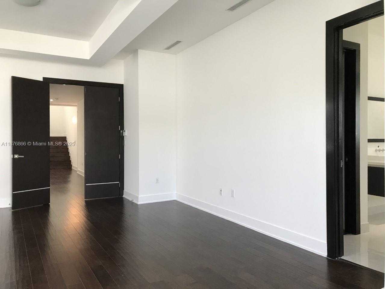 Small Image of 8225 NORTH WEST 34TH ST, Doral Number 13