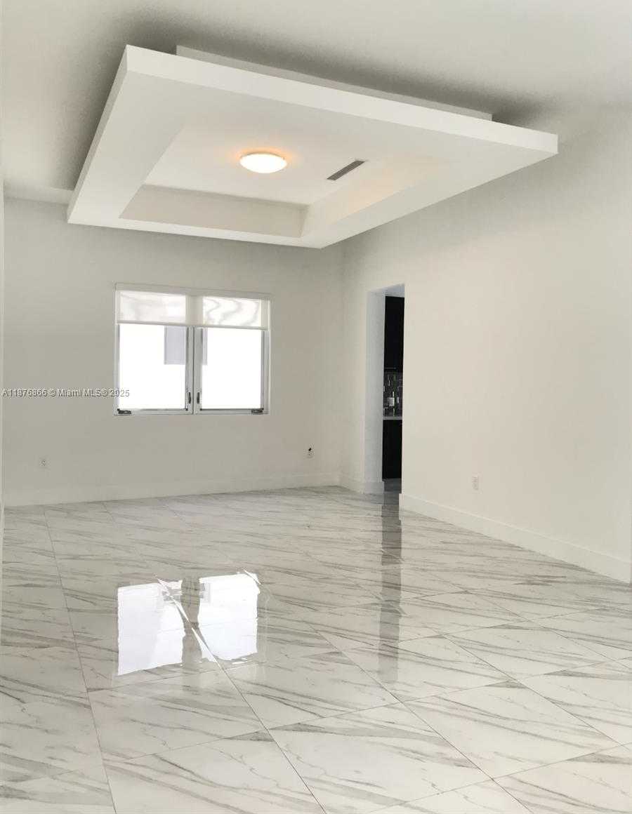 Small Image of 8225 NORTH WEST 34TH ST, Doral Number 5