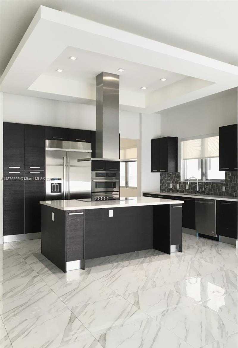 Small Image of 8225 NORTH WEST 34TH ST, Doral Number 7