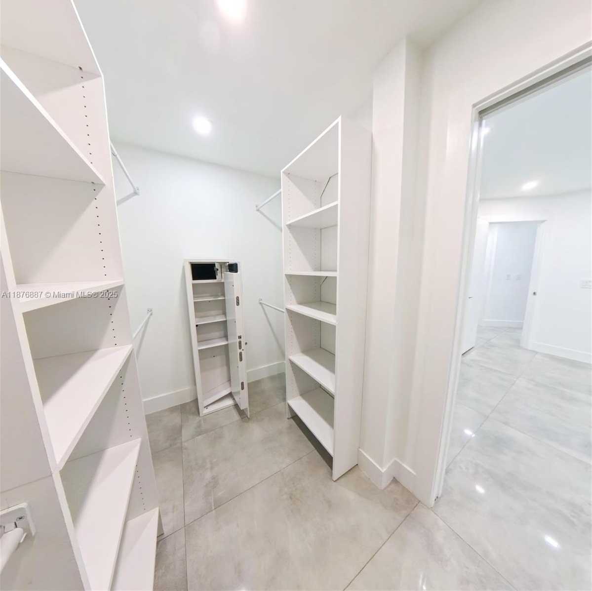 Small Image of 2523 BOGOTA AVE, Cooper City Number 15