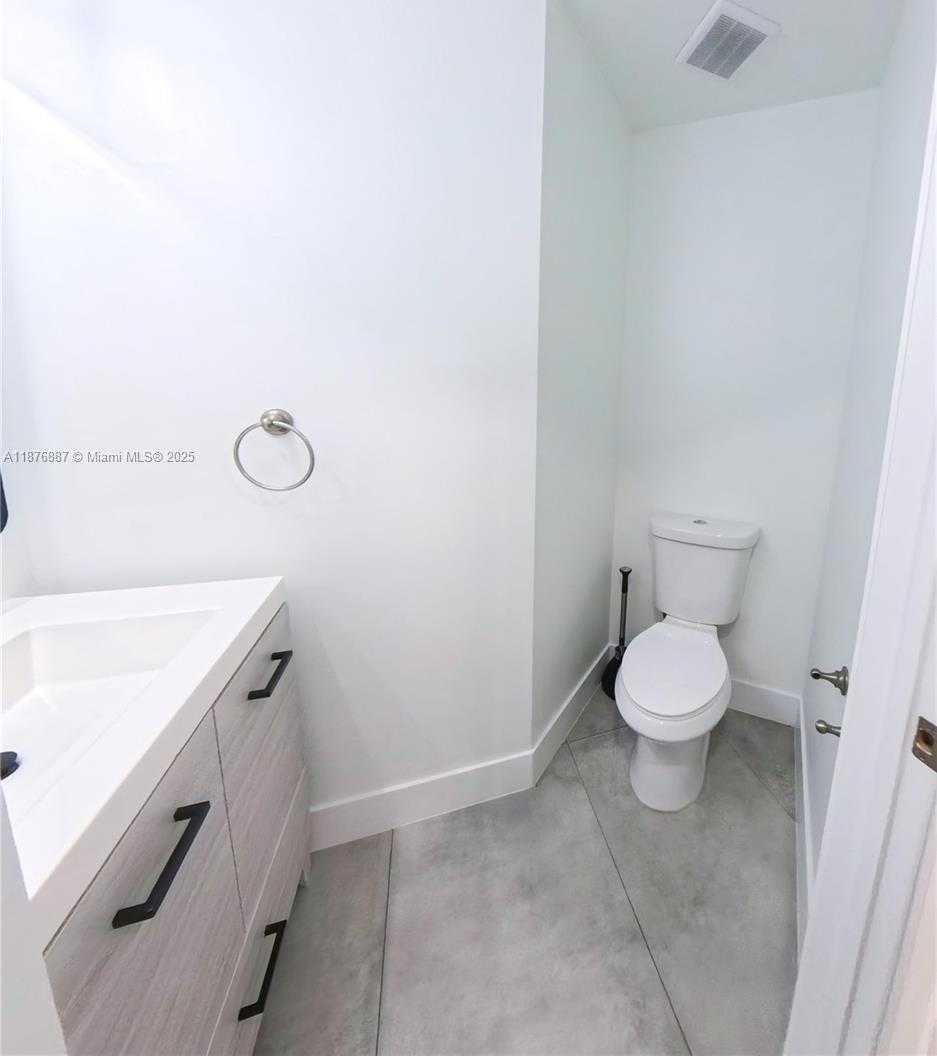 Small Image of 2523 BOGOTA AVE, Cooper City Number 16