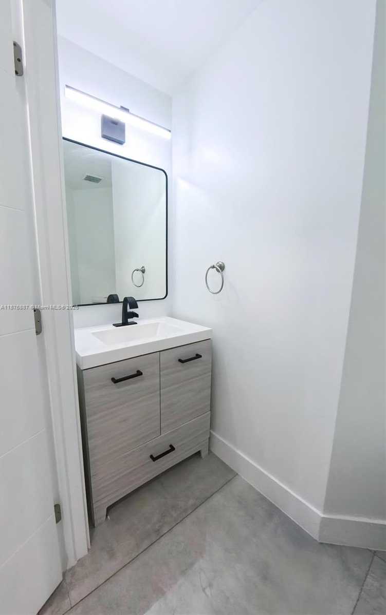 Small Image of 2523 BOGOTA AVE, Cooper City Number 17
