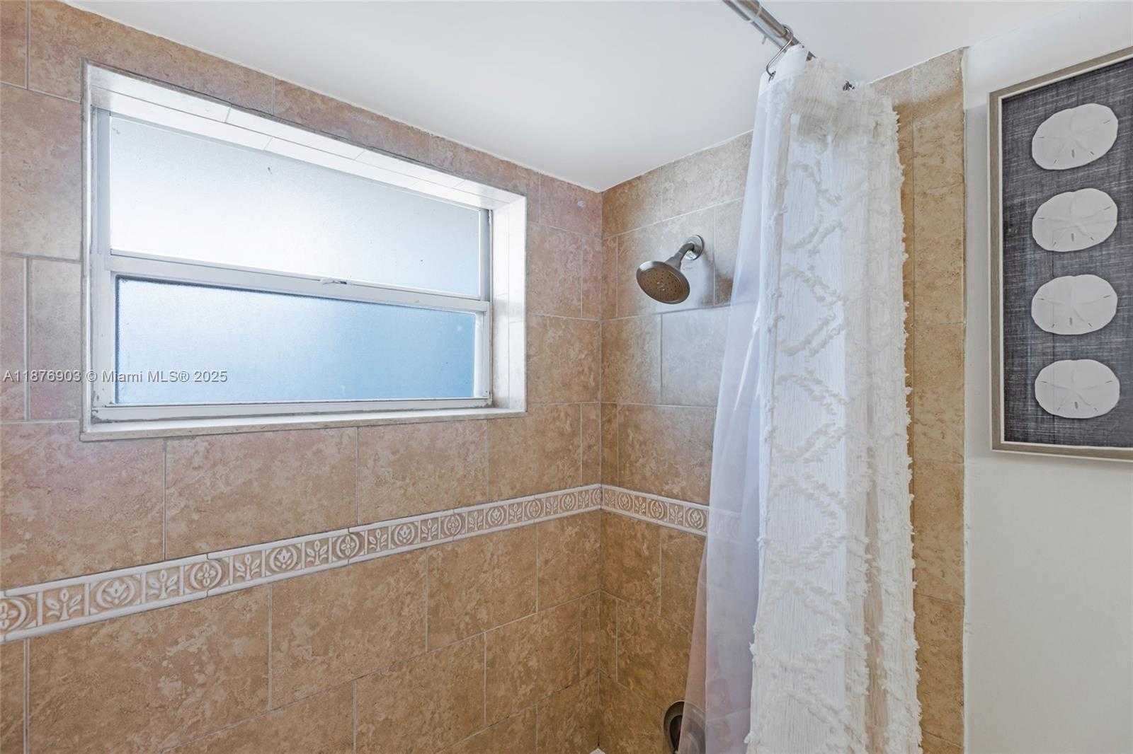 Small Image of 7904 WEST DR #715, North Bay Village Number 19