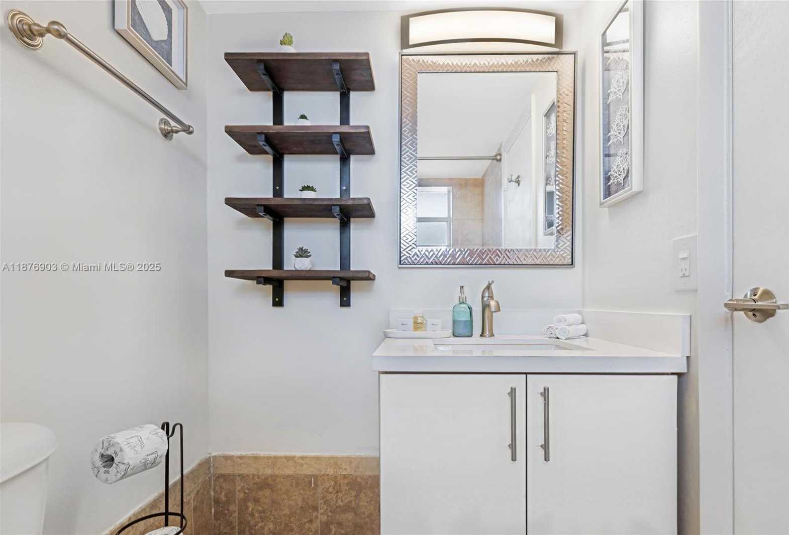 Small Image of 7904 WEST DR #715, North Bay Village Number 20