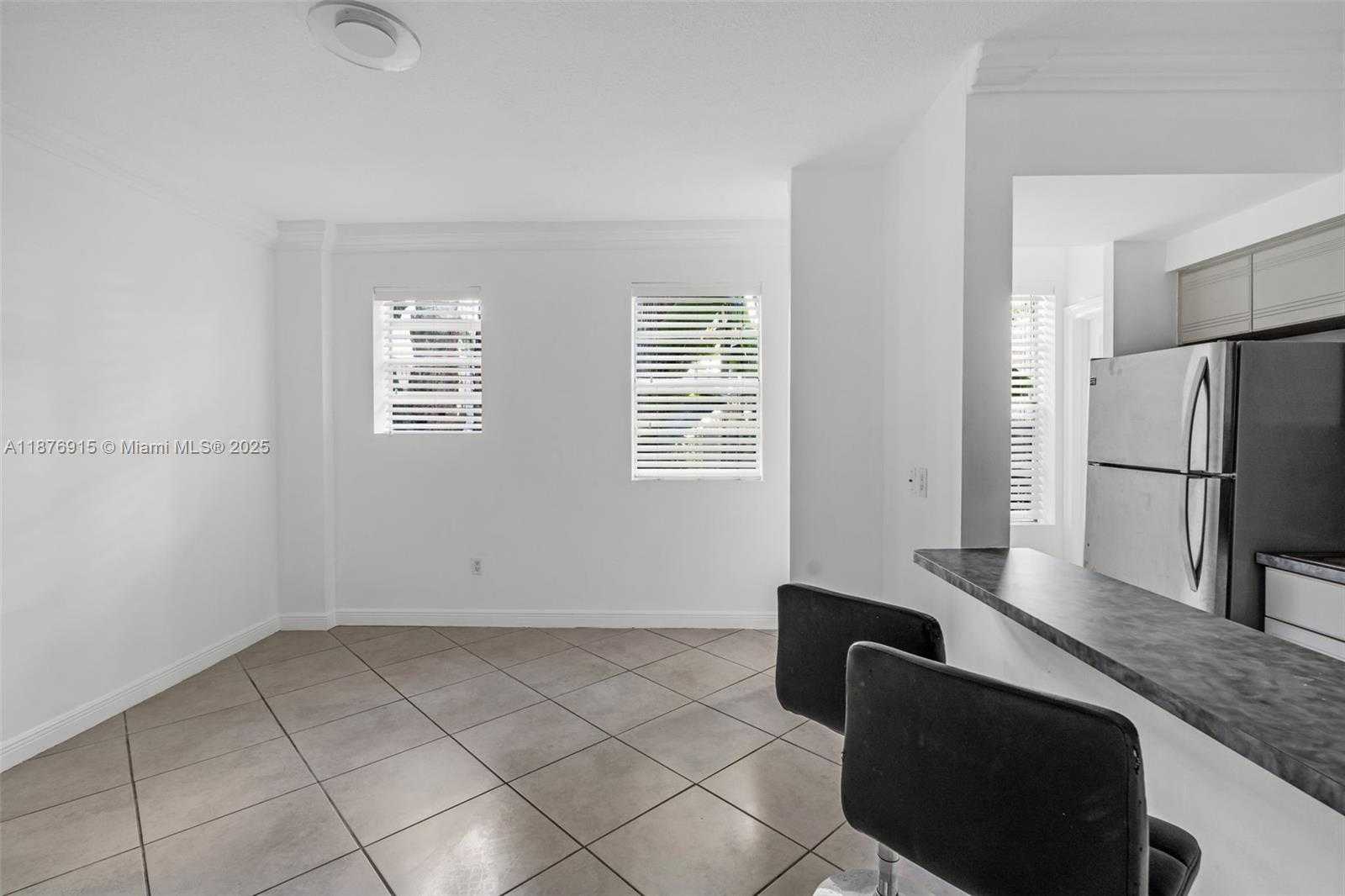 Small Image of 1559 MICHIGAN AVE #106, Miami Beach Number 10