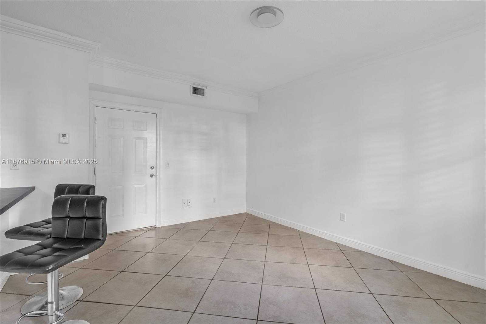Small Image of 1559 MICHIGAN AVE #106, Miami Beach Number 13