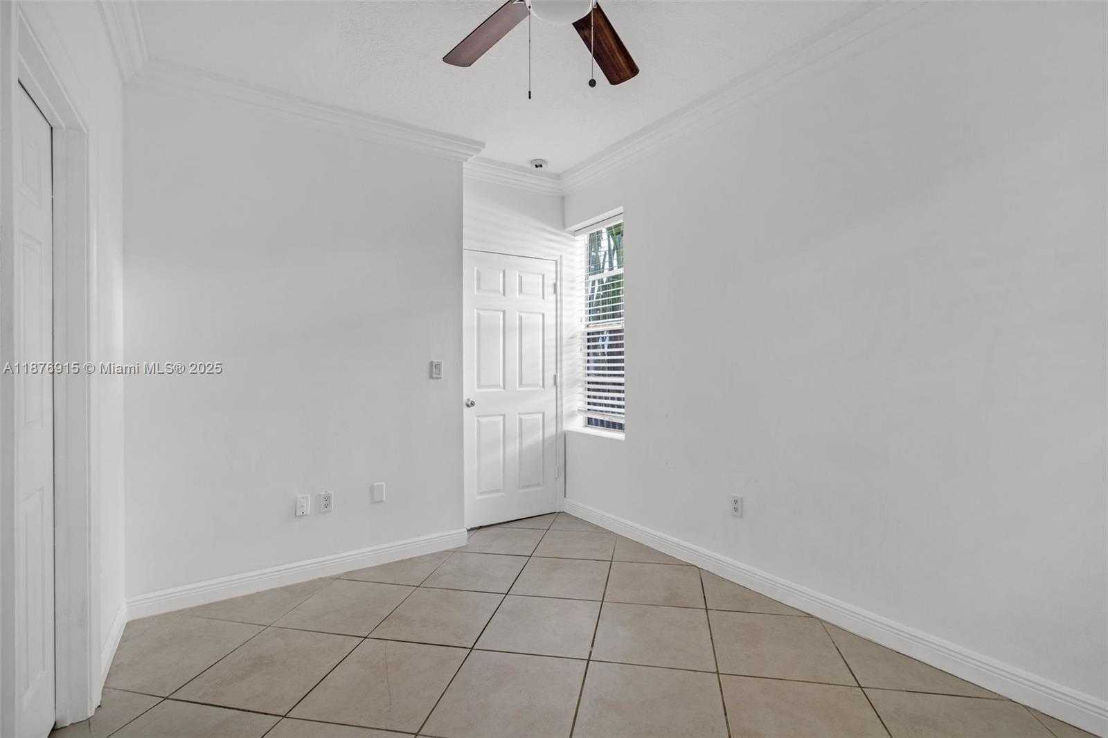 Small Image of 1559 MICHIGAN AVE #106, Miami Beach Number 15