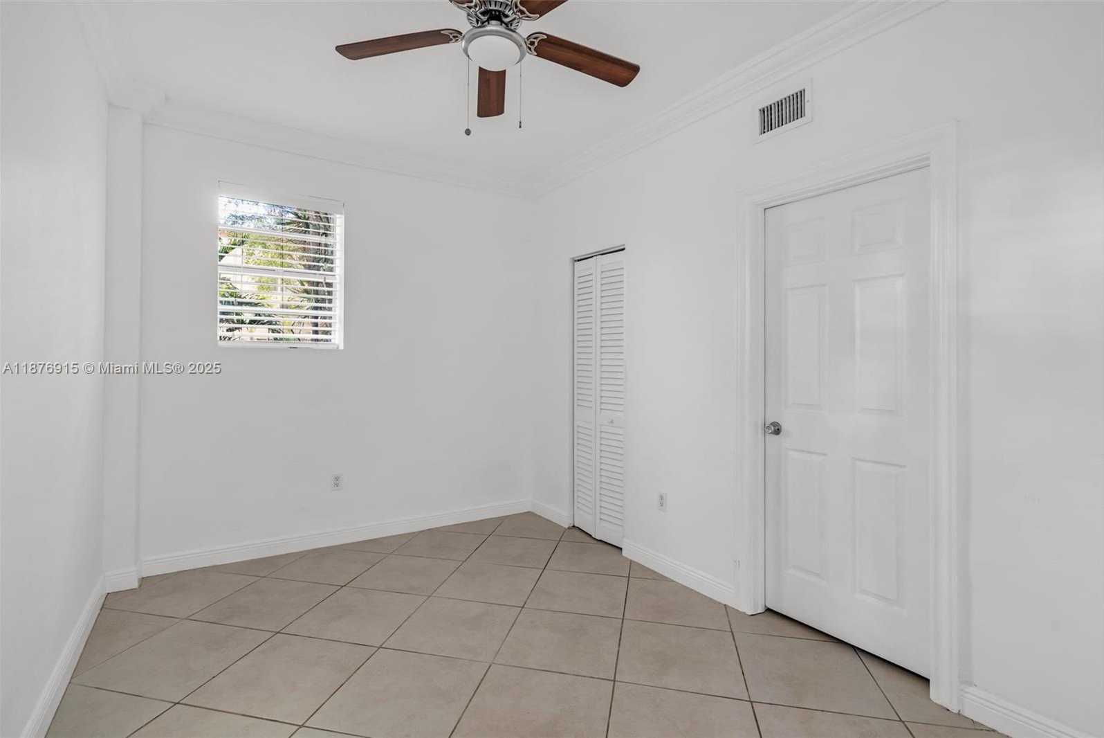 Small Image of 1559 MICHIGAN AVE #106, Miami Beach Number 16