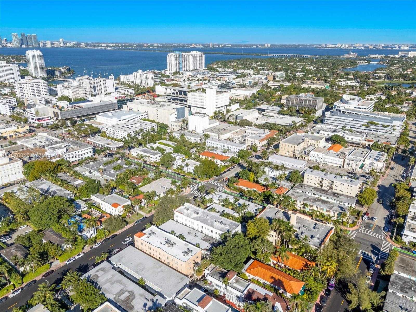 Small Image of 1559 MICHIGAN AVE #106, Miami Beach Number 24