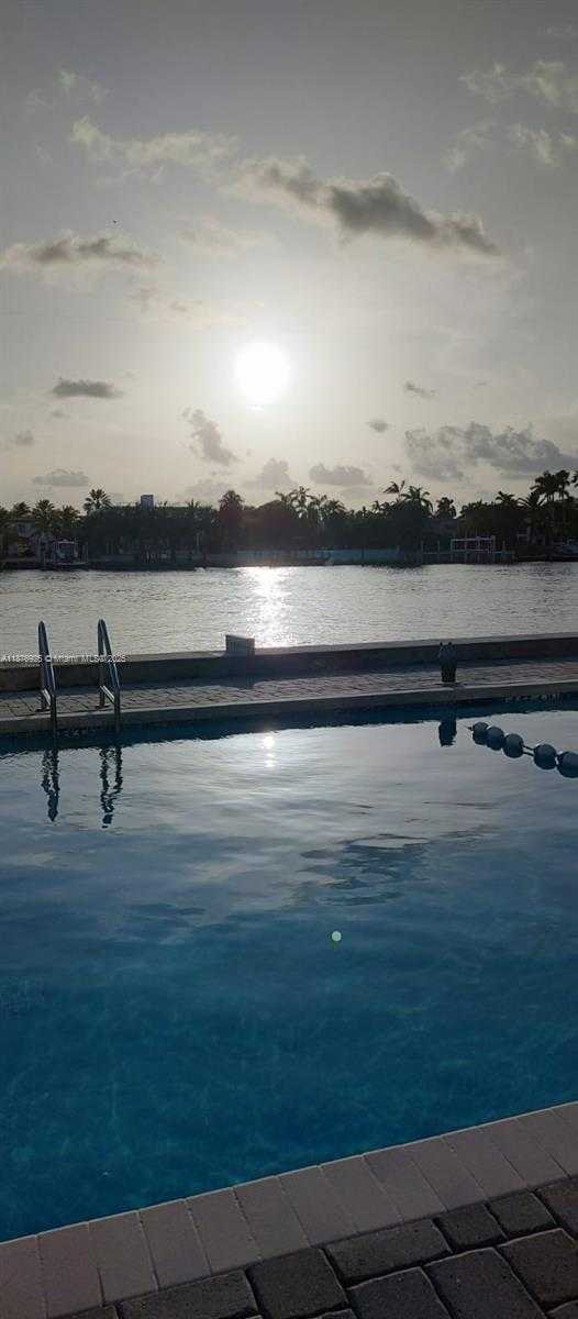 Small Image of 6484 INDIAN CREEK DR #133, Miami Beach Number 21
