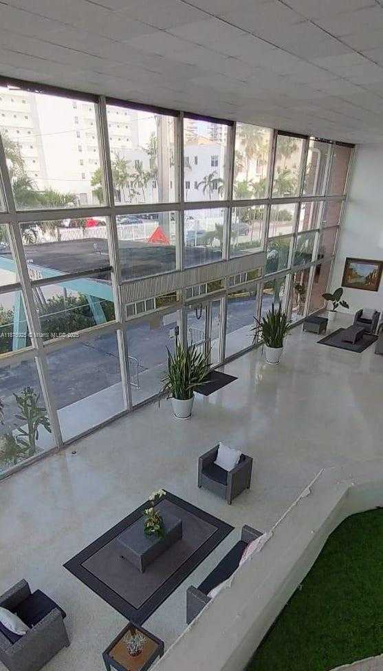 Small Image of 6484 INDIAN CREEK DR #133, Miami Beach Number 3