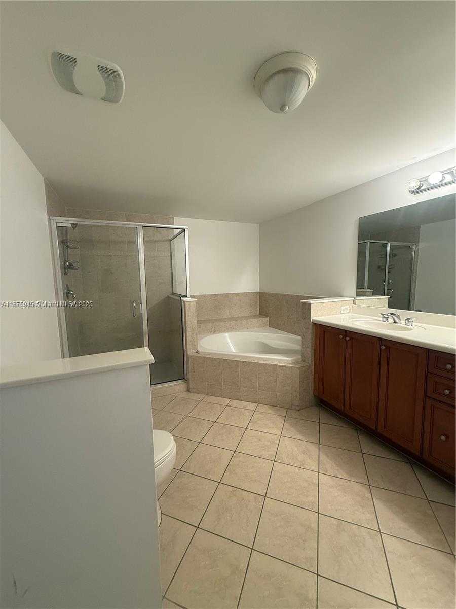 Small Image of 8390 SOUTH WEST 72ND AVE #422, Miami Number 21