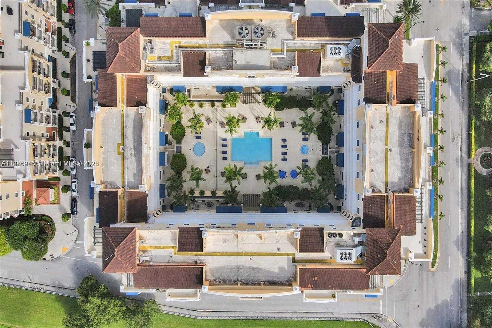 Small Image of 8390 SOUTH WEST 72ND AVE #422, Miami Number 3