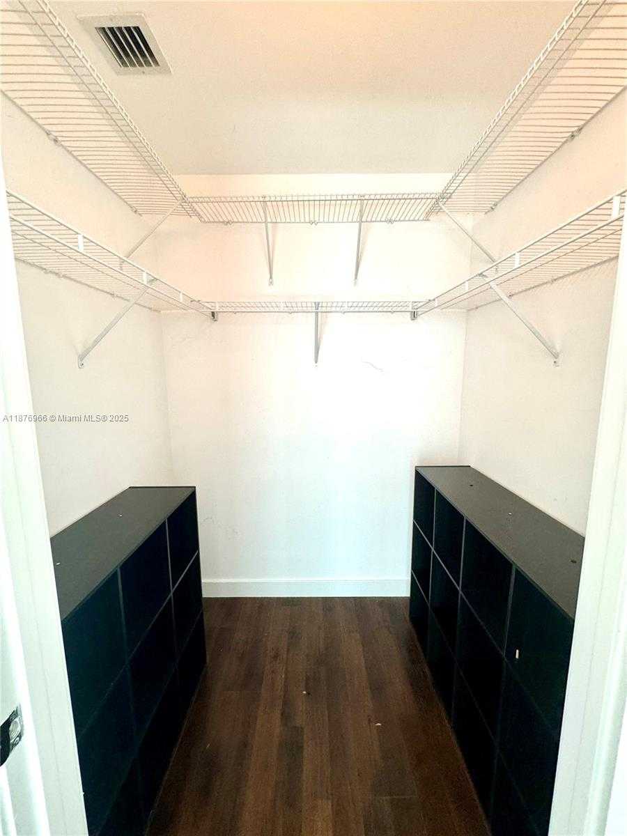Small Image of 1111 SOUTH WEST 1ST AVE #3115, Miami Number 10